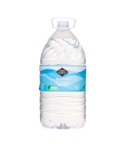 Agua natural First Street