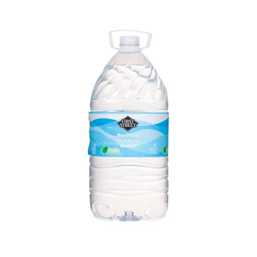 Agua natural First Street