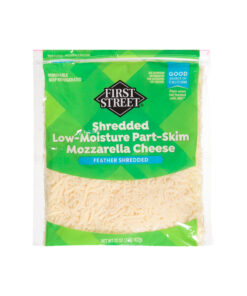 Queso mozzarella First Street (907 g)