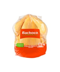 Pollo entero congelado Bachoco